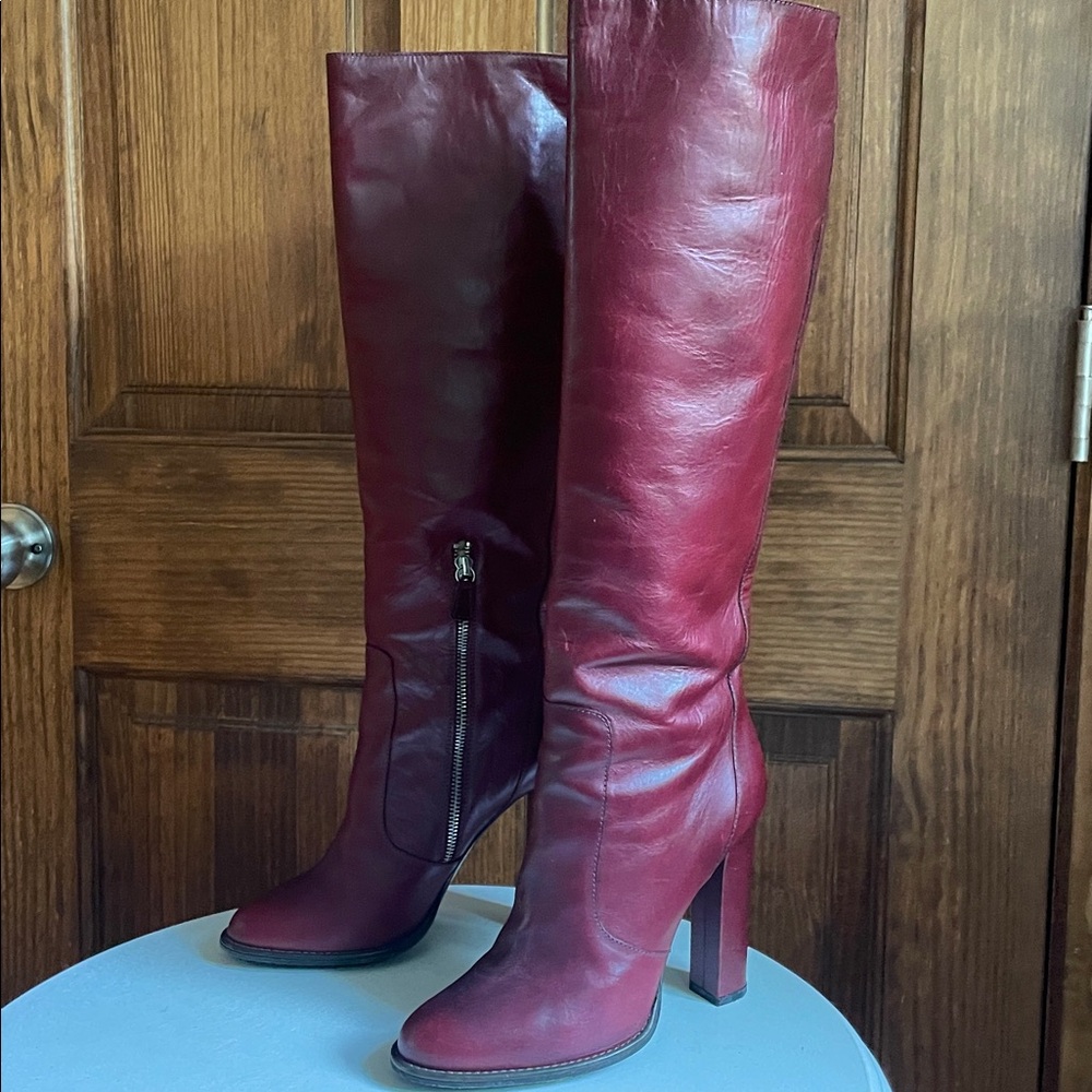 LANVIN Paris Burgundy Wine Leather Knee High Heel Boots 40 10 Worn Once RARE! - Picture 5 of 15